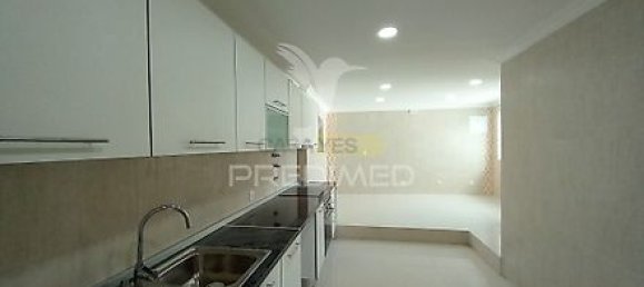 Casa de 3 dormitorios en Cascais, Portugal No. 27510 8