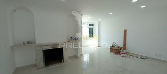 Casa de 3 dormitorios en Cascais, Portugal No. 27510 3