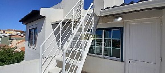 Casa de 3 dormitorios en Cascais, Portugal No. 27510 22