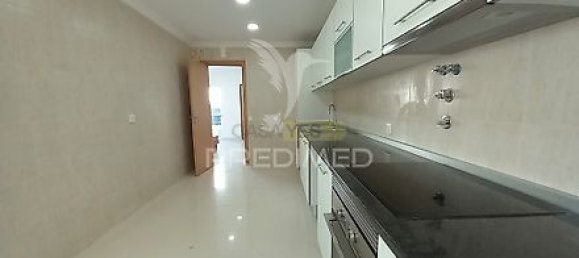 Casa de 3 dormitorios en Cascais, Portugal No. 27510 12