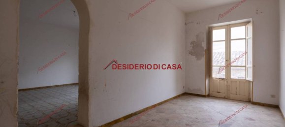 5-salle Bâtiment à Trabia, Italy No. 198947 10