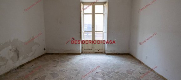 5-salle Bâtiment à Trabia, Italy No. 198947 13