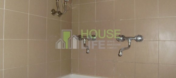 Склад 8000м² в Скио, Италия № 293074 5