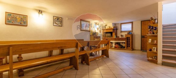 4 Schlafzimmer Villa in Azzio, Italy, Nr. 61658 28
