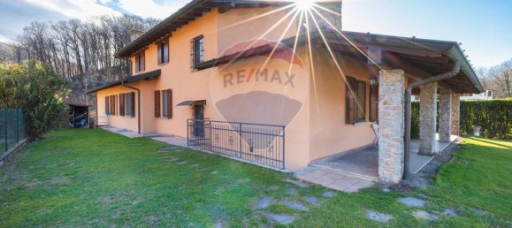 4 Schlafzimmer Villa in Azzio, Italy, Nr. 61658 2