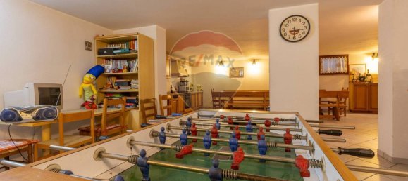 4 Schlafzimmer Villa in Azzio, Italy, Nr. 61658 30