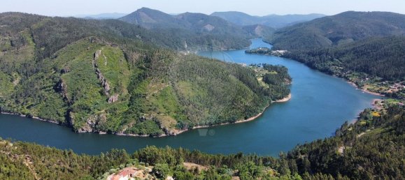 2 bedrooms House in Figueiro dos Vinhos, Portugal No. 186568 3