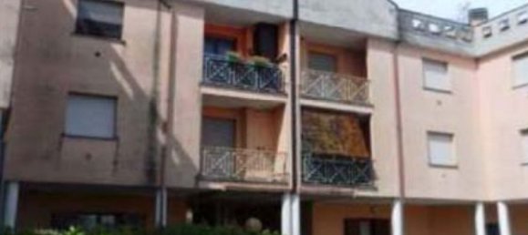 4 rooms Apartment in Robecchetto con Induno, Italy No. 59919 5