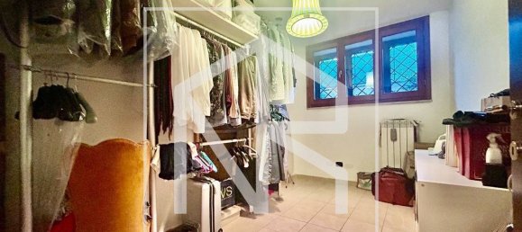 2 bedrooms Villa in Rome, Italy No. 334381 14