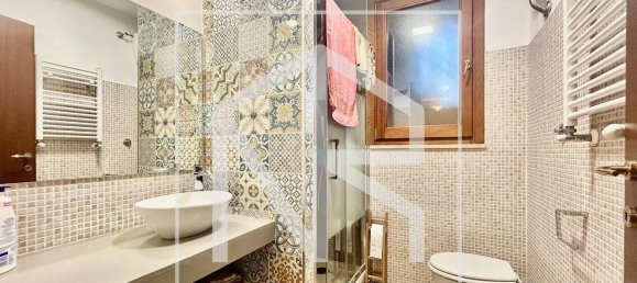 2 bedrooms Villa in Rome, Italy No. 334381 15