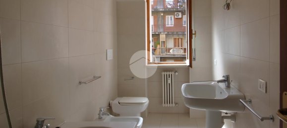 2 bedrooms Apartment in Verona, Italy No. 353944 16