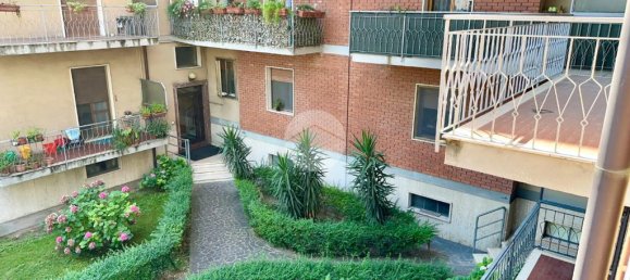2 bedrooms Apartment in Verona, Italy No. 353944 2
