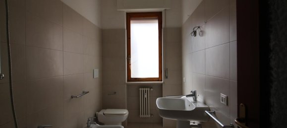 2 bedrooms Apartment in Verona, Italy No. 353944 17