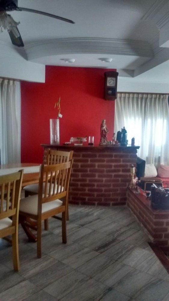 Casa de 3 dormitorios en Mar del Plata, Argentina No. 71221