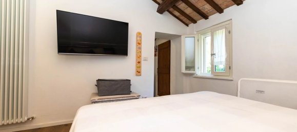 5 bedrooms Apartment in Colli al Metauro, Italy No. 267240 26