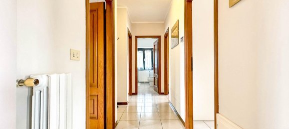 4 rooms Apartment in Borgosesia, Italy No. 235392 17