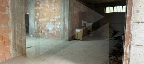 5 rooms House in Nola, Italy No. 34521 25