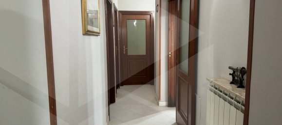 5 rooms House in Nola, Italy No. 34521 9