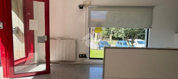 Oficina en Romano di Lombardia, Italy 75 m² No. 364750 2