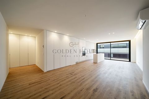 2 bedrooms Apartment in Vila Nova de Gaia, Portugal No. 355681