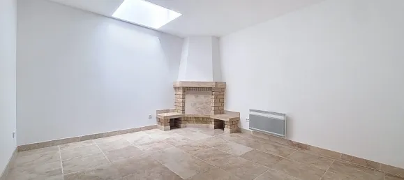 2 bedrooms House in Beaucaire, France No. 345166 2