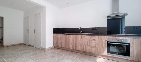 2 bedrooms House in Beaucaire, France No. 345166 5