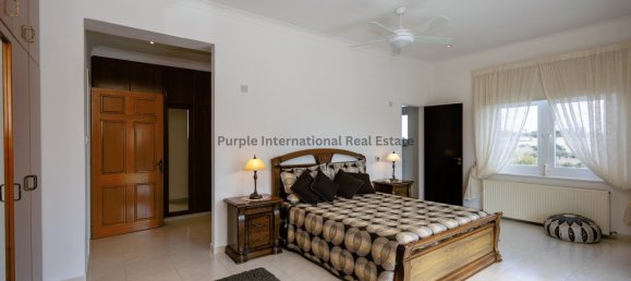 7 bedrooms Villa in Oroklini, Cyprus No. 5100 8