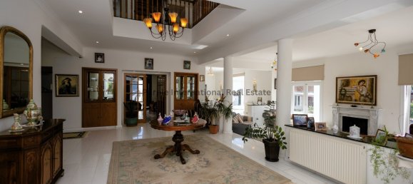 7 bedrooms Villa in Oroklini, Cyprus No. 5100 23