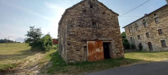 3 rooms House in Morfasso, Italy No. 294557 3