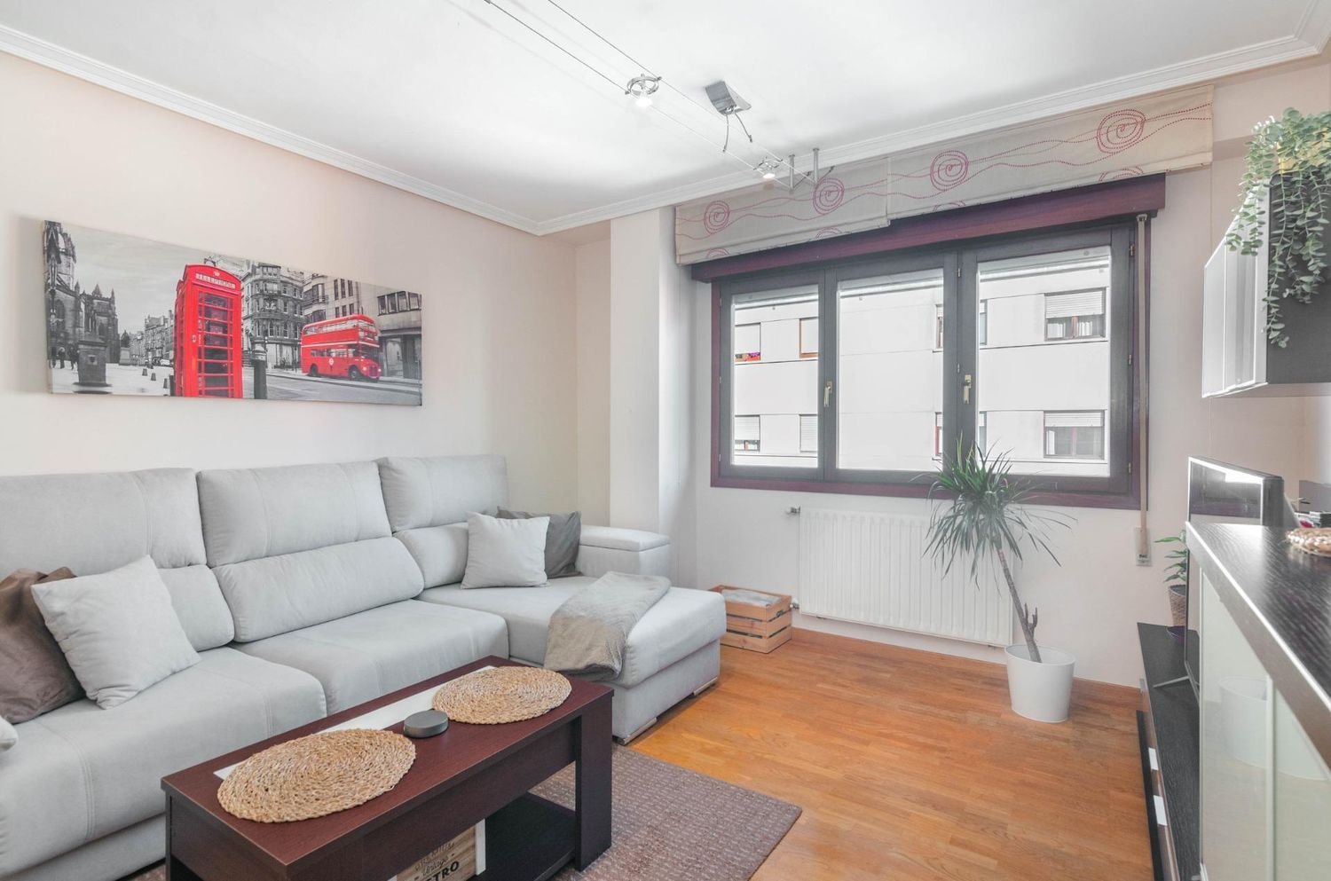 2 Schlafzimmer Wohnung in Oviedo, Spain, Nr. 212807