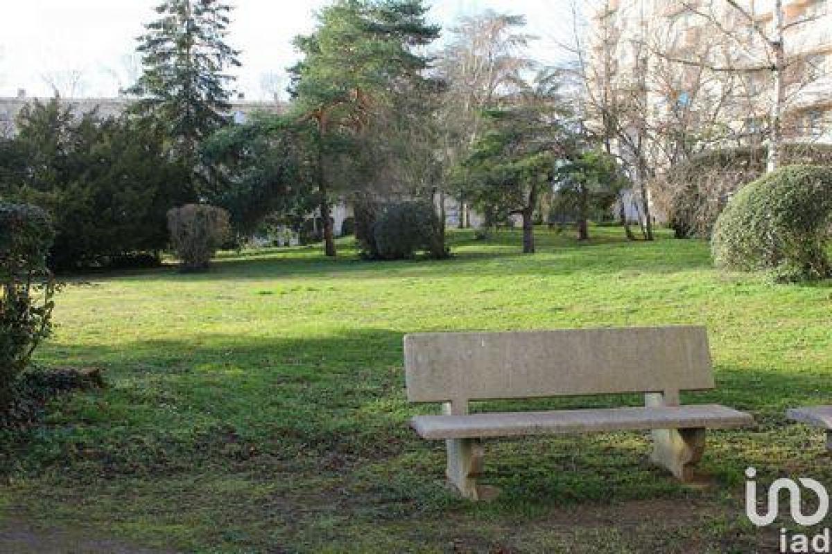 شقة 2 غرف نوم  في Nevers, France رقم 13423