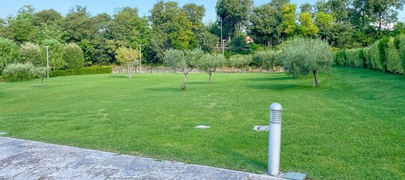 Apartamento de 2 habitaciónes en Bardolino, Italy No. 60446 8