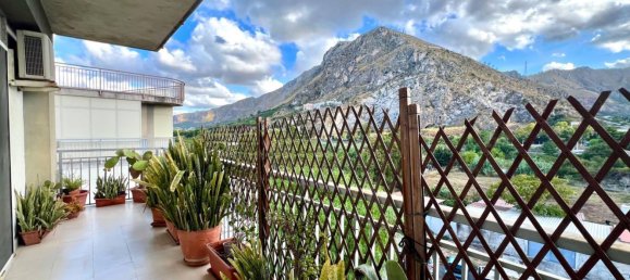 6 chambres Appartement à Palermo, Italy No. 349357 3