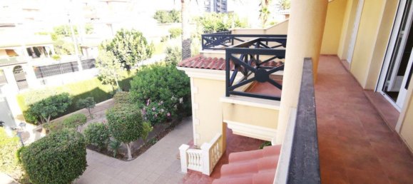 4 غرف نوم منزل في Alicante, Spain رقم 21325 23