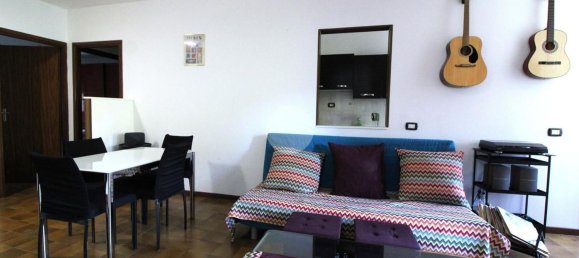 3 bedrooms Apartment in Rome, Italy No. 365012 2