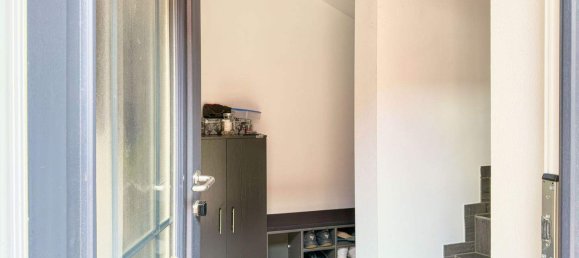 Квартира с 4 комнатами в Штайнбург, Германия № 268373 5