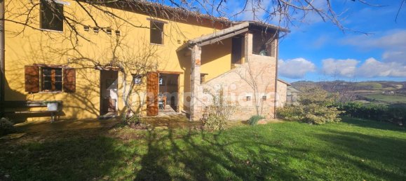 3 Schlafzimmer Haus in Montefelcino, Italy, Nr. 135687 49