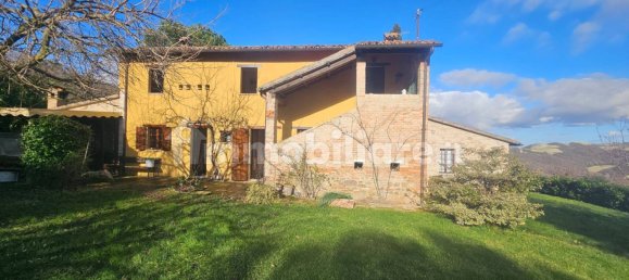 3 Schlafzimmer Haus in Montefelcino, Italy, Nr. 135687 45