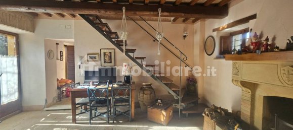 3 Schlafzimmer Haus in Montefelcino, Italy, Nr. 135687 26