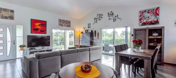 4 Schlafzimmer Villa in Solaro, France, Nr. 84435 2