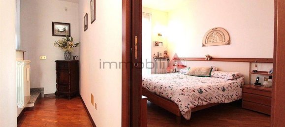 3 غرف نوم فيلا في Roncello, Italy رقم 15642 27