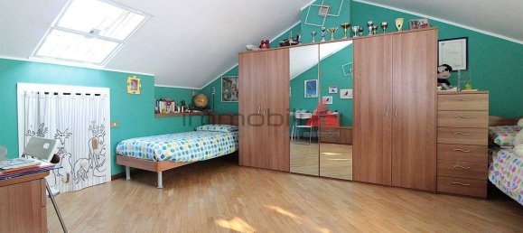 3 غرف نوم فيلا في Roncello, Italy رقم 15642 34