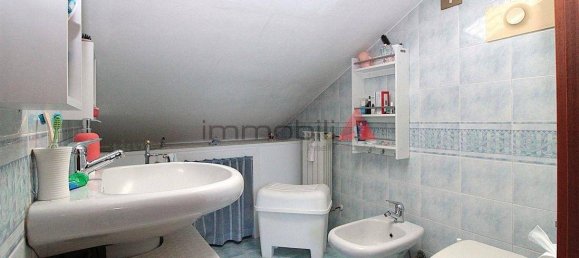 3 غرف نوم فيلا في Roncello, Italy رقم 15642 36