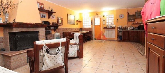 3 غرف نوم فيلا في Roncello, Italy رقم 15642 16