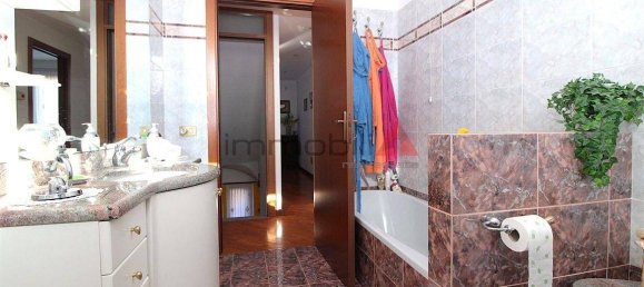 3 غرف نوم فيلا في Roncello, Italy رقم 15642 23