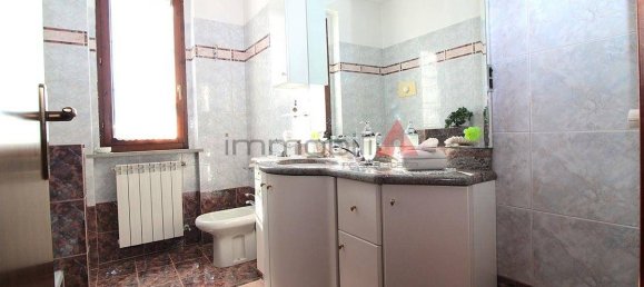 3 غرف نوم فيلا في Roncello, Italy رقم 15642 22