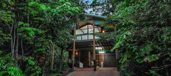 4 bedrooms House in Kamerunga, Australia No. 131 17