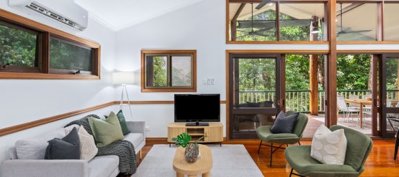 4 bedrooms House in Kamerunga, Australia No. 131 12