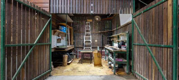 4 bedrooms House in Kamerunga, Australia No. 131 18