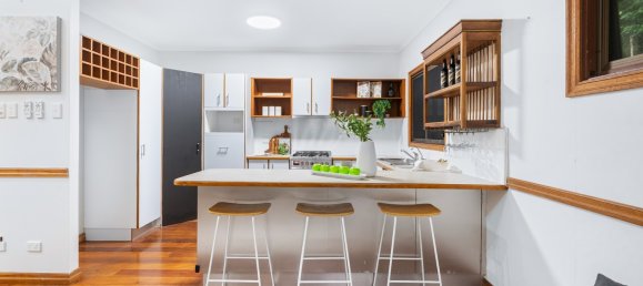 4 bedrooms House in Kamerunga, Australia No. 131 5